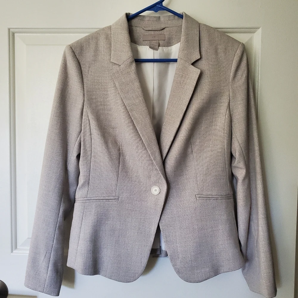 H&M Women's Fitted Blazer, Size Medium - Picture 1 of 5